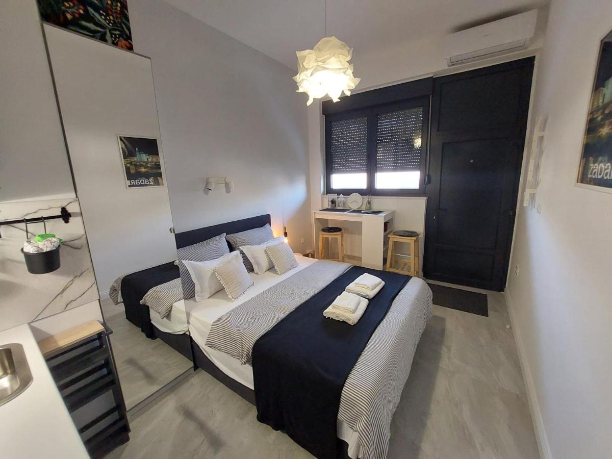 Lipotica Rooms 扎达尔 外观 照片